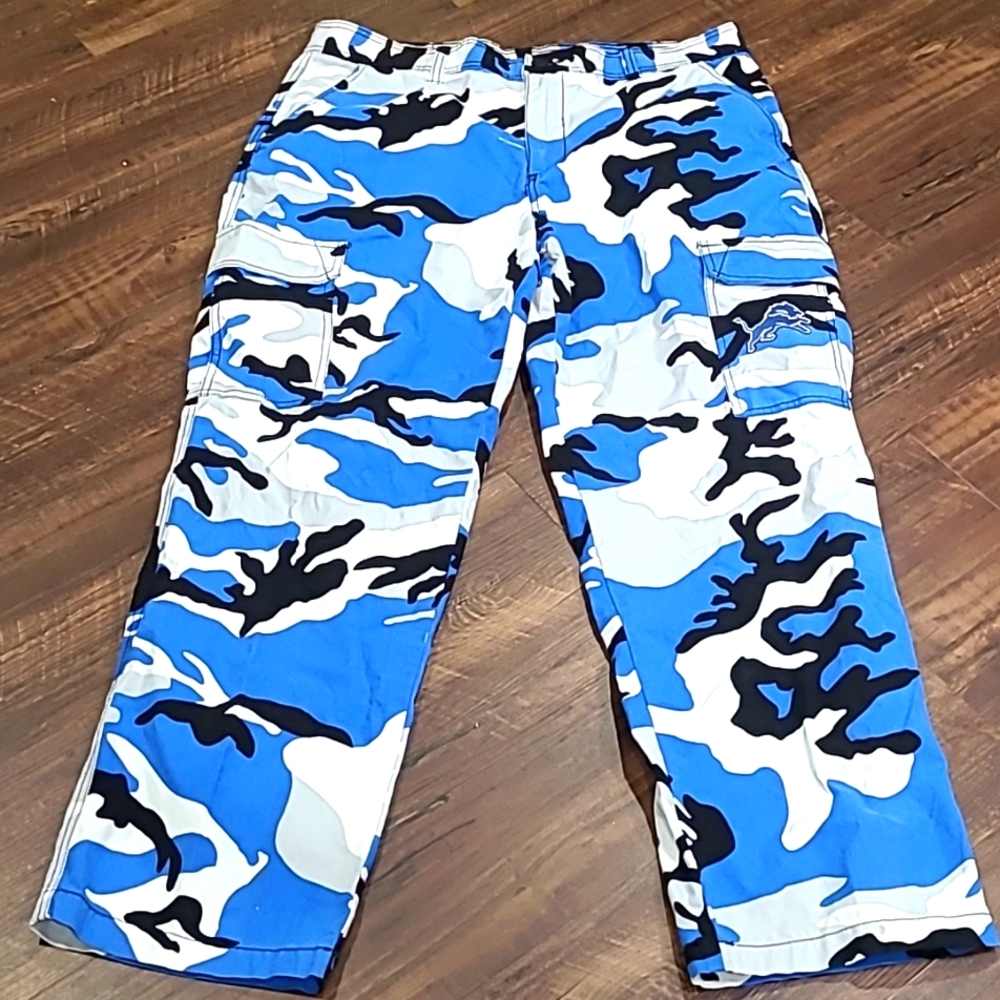 NFL Team Apparel Detroit Lions Camo Cargo Pants 38 X 30